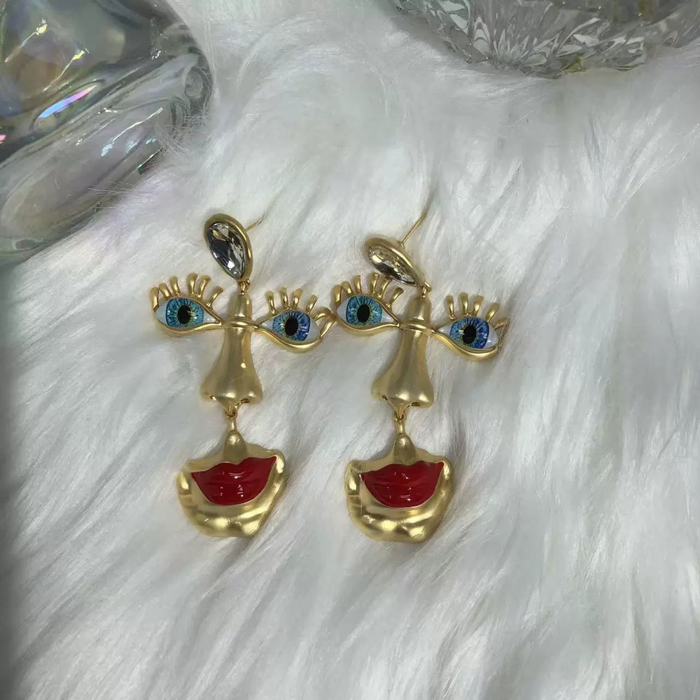 Vintage Eye Red Lip Earrings Bold Western Style
